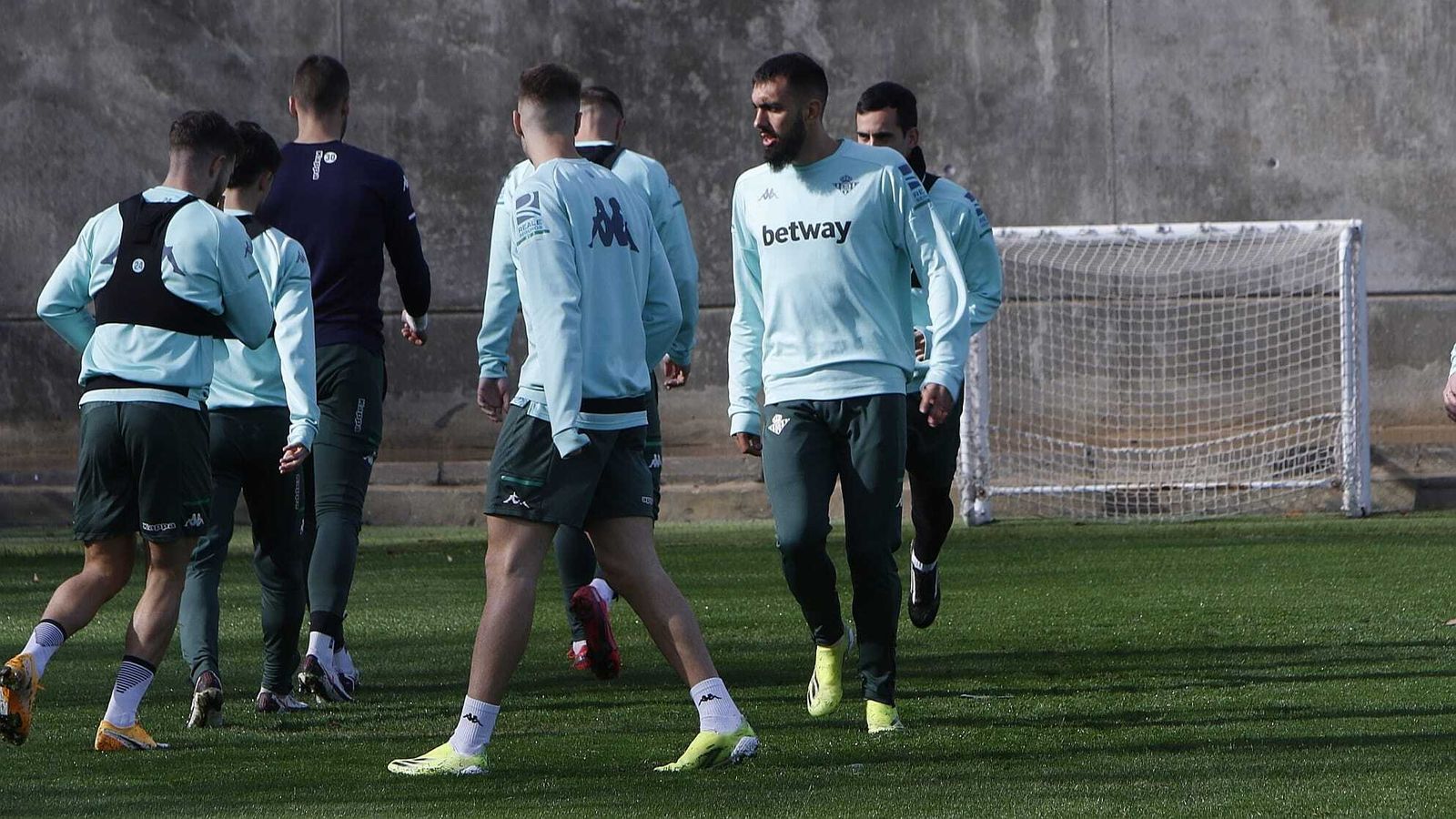 Borja Iglesias, en el entrenamiento de esta mañana.