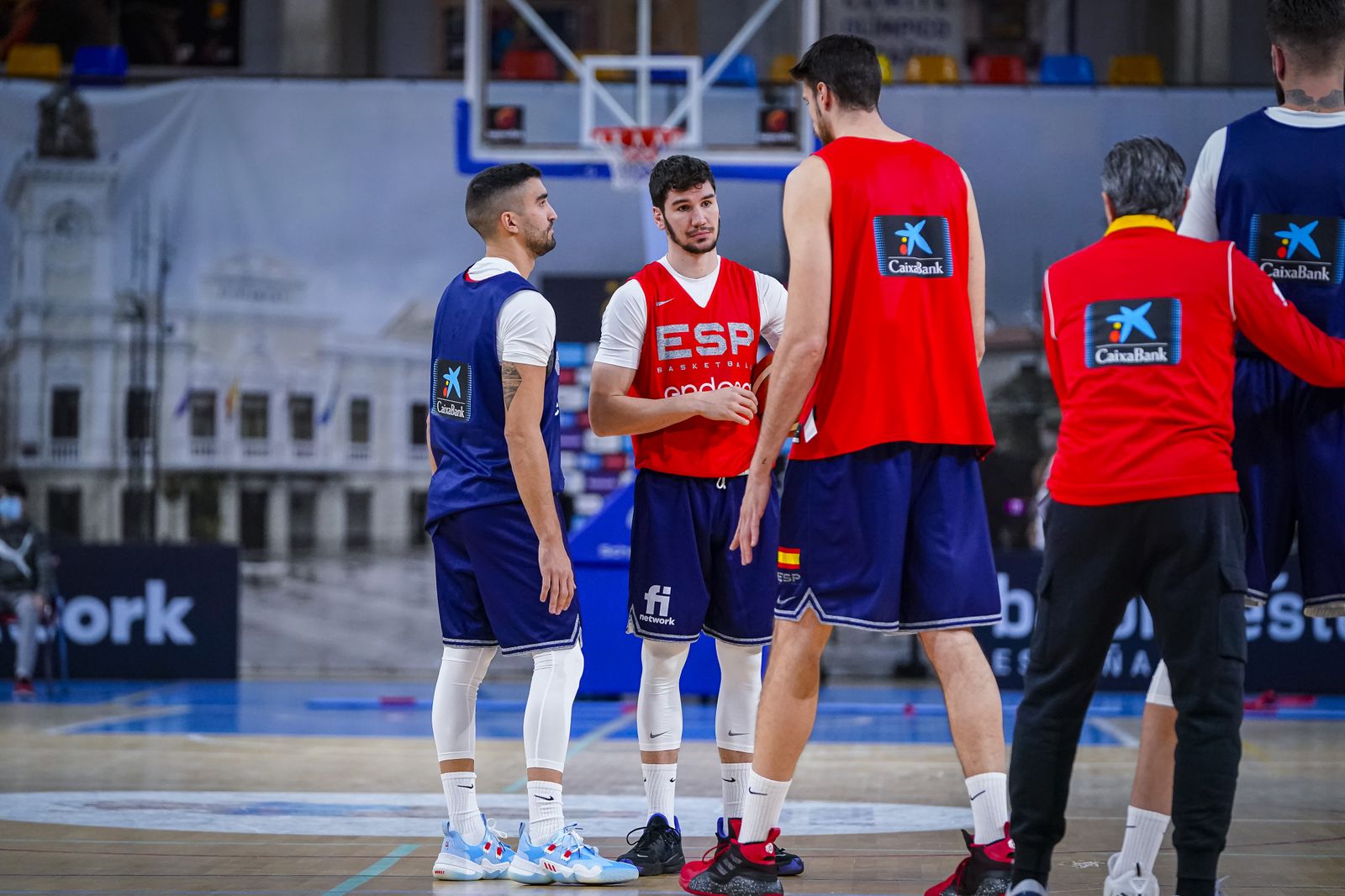 Fotos: Los jugadores del Unicaja ya entrenan con España