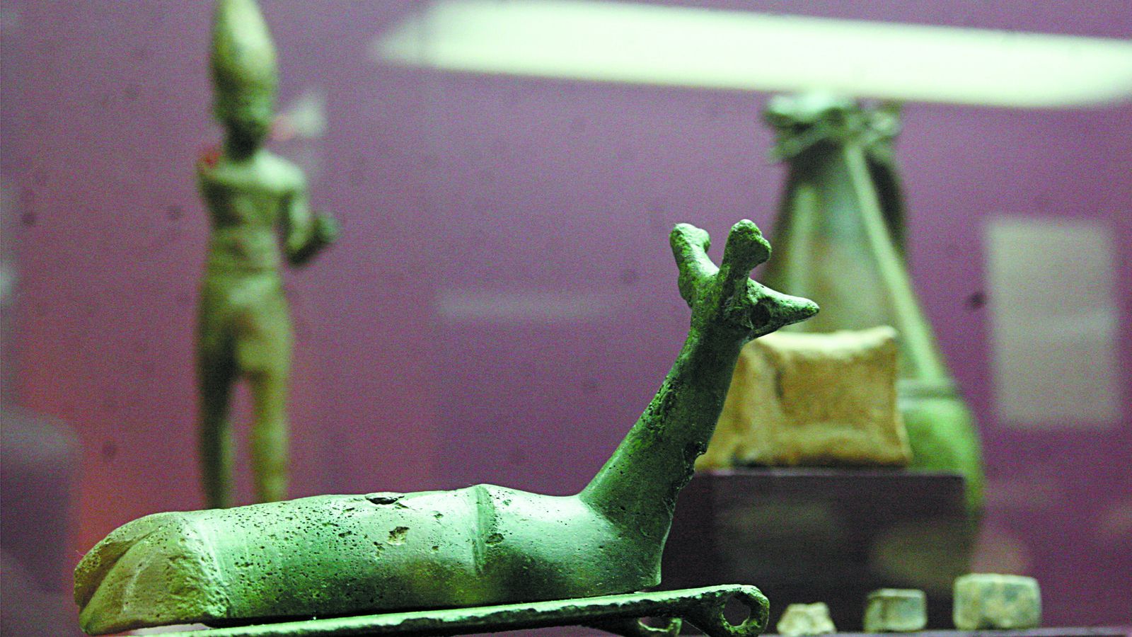 La necrópolis de La Joya ha aportado importantes piezas de época orientalizante al Museo Provincial de Huelva .