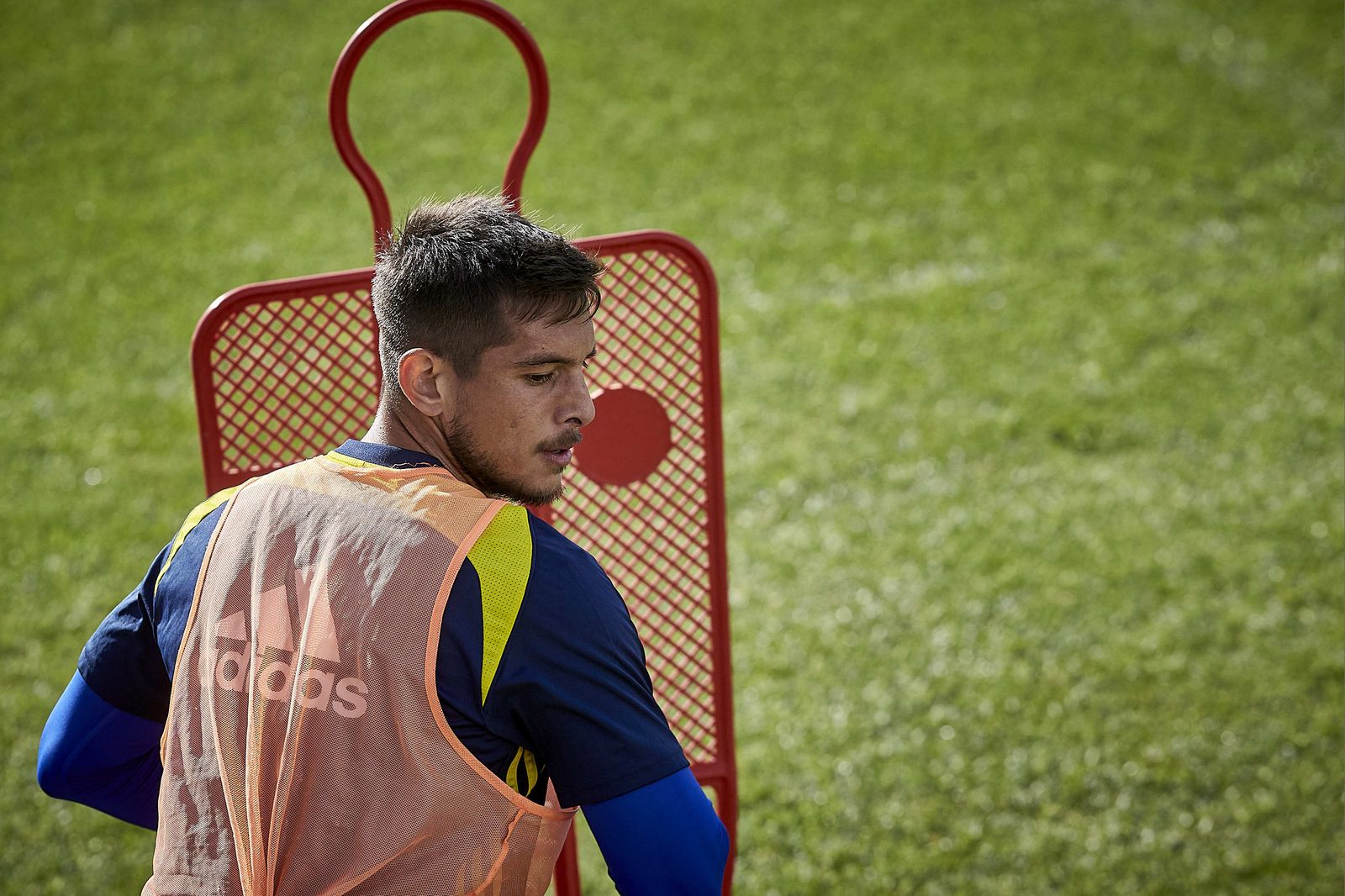 Marcos Mauro se tuvo que retirar lesionado frente al Tenerife