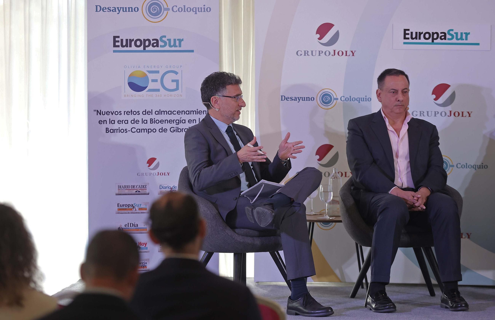 Fotos del Desayuno coloquio Nuevos retos del almacenamiento en la era de la bioenergía en Los Barrios y el Campo de Gibraltar de Europa Sur y Olivia Energy Group