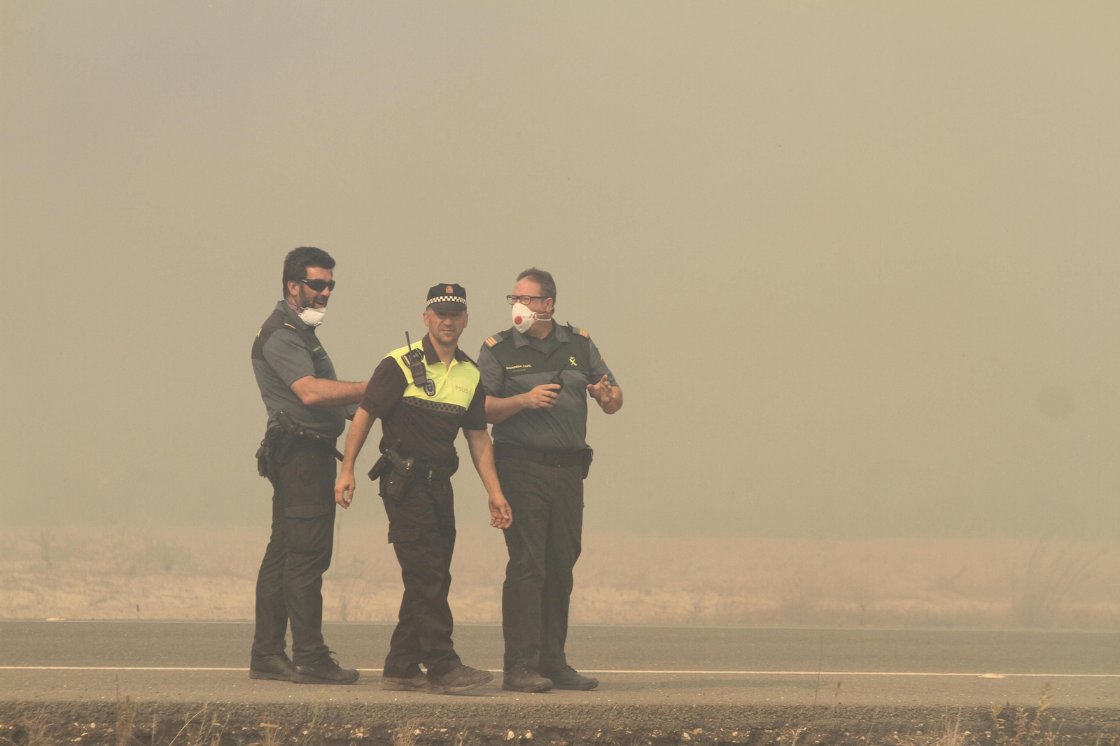 Las imágenes del incendio en Moguer y Mazagón