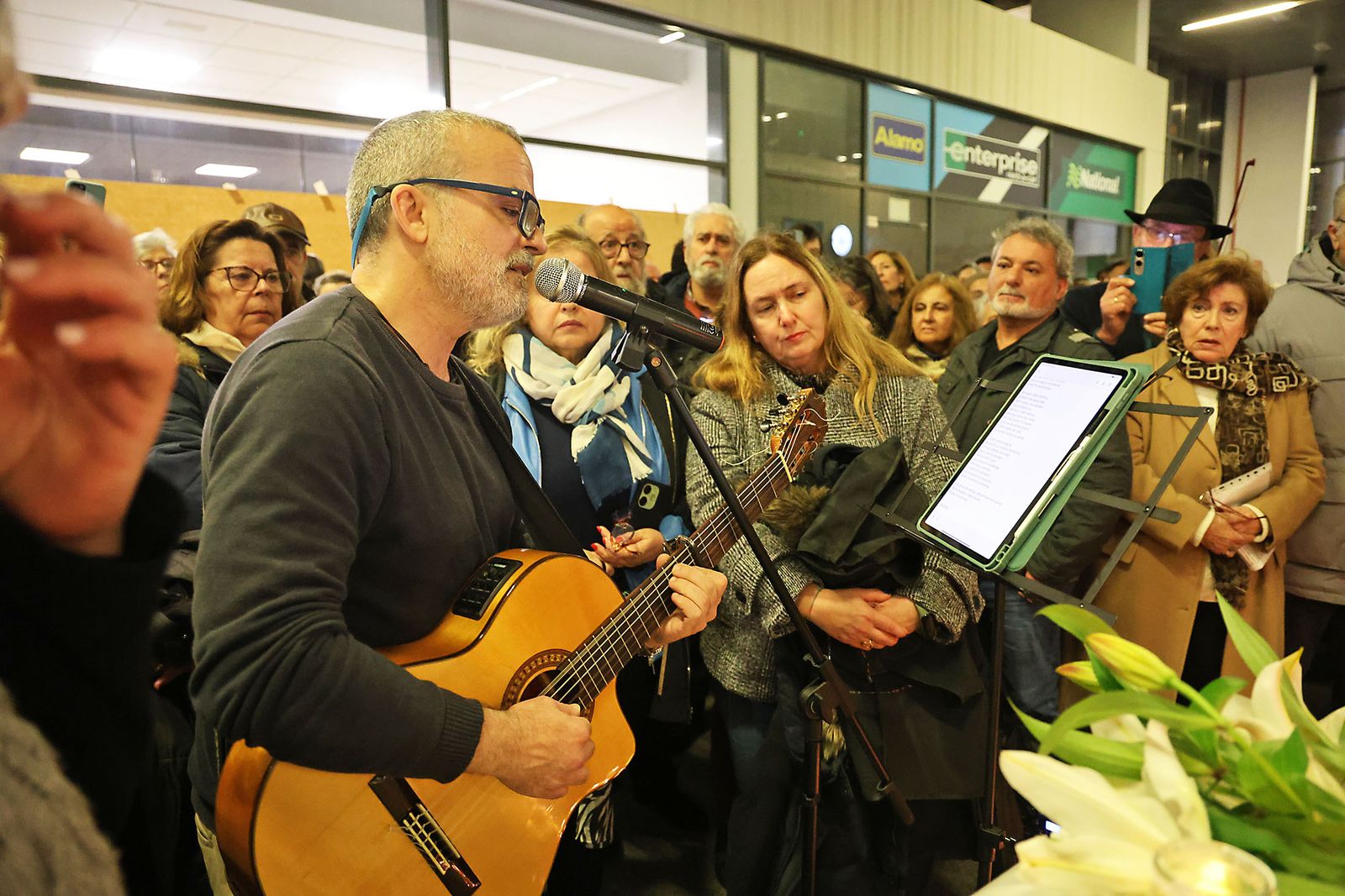 Las fotografías de la vigilia por los fallecidos en el accidente de tren  de Adamuz