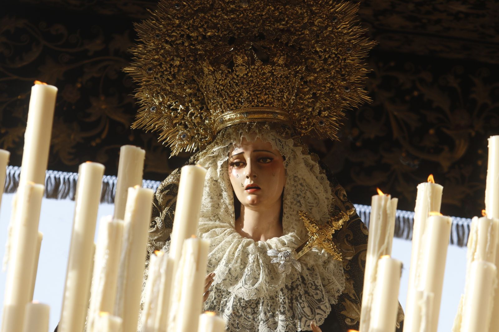 Viernes Santo en Córdoba: la procesión de la Expiración, en imágenes