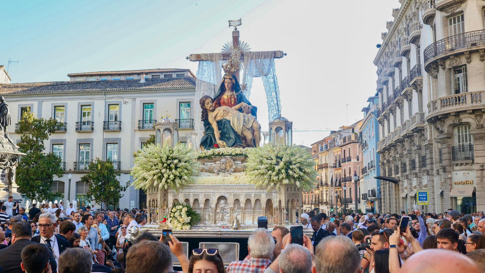 Salida Extraordinaria Santa María de la Alhambra, Mayo 2025
