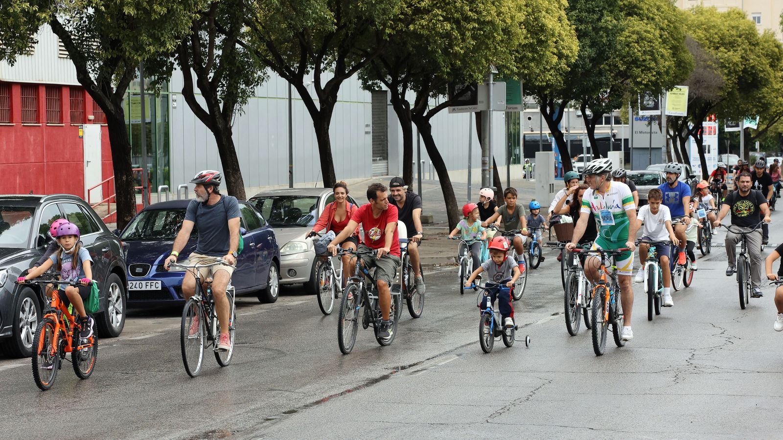 Búscate en la ruta ciclista por Jerez de 'bici amistad'