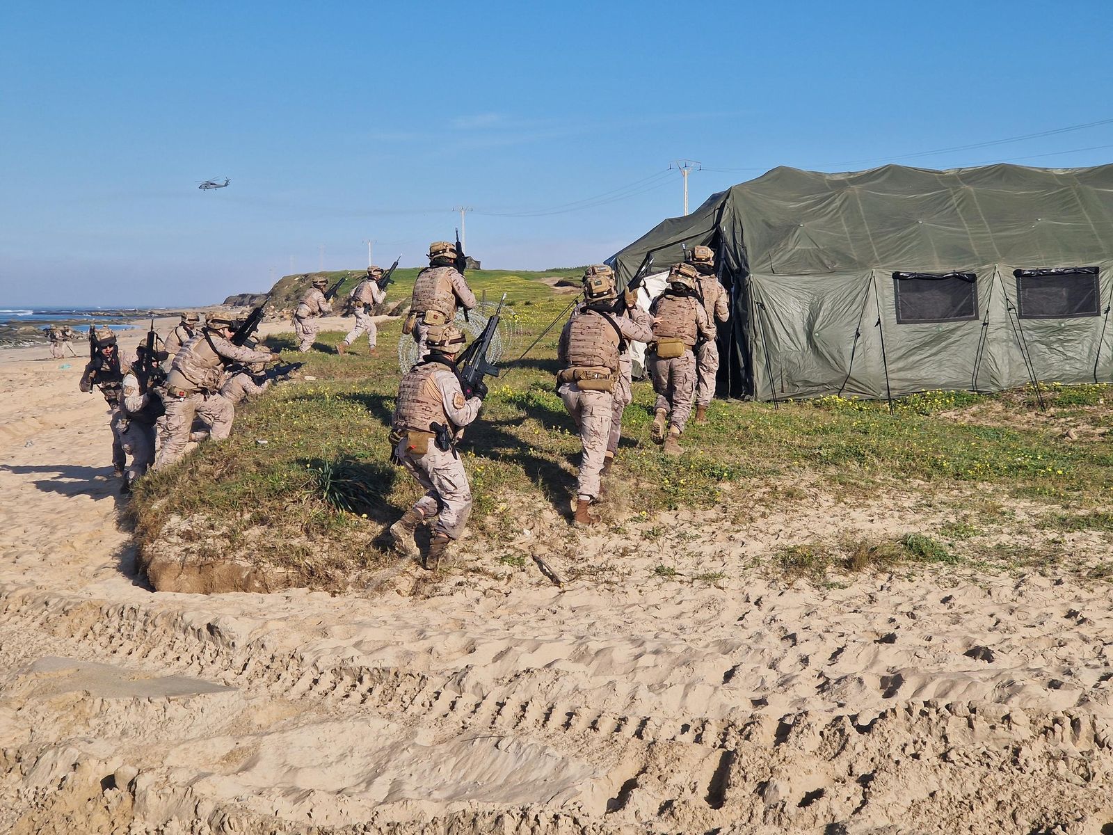 Las fotos del mayor ejercicio de los últimos años en el Estrecho de Gibraltar y el Golfo de Cádiz de la Armada y la OTAN