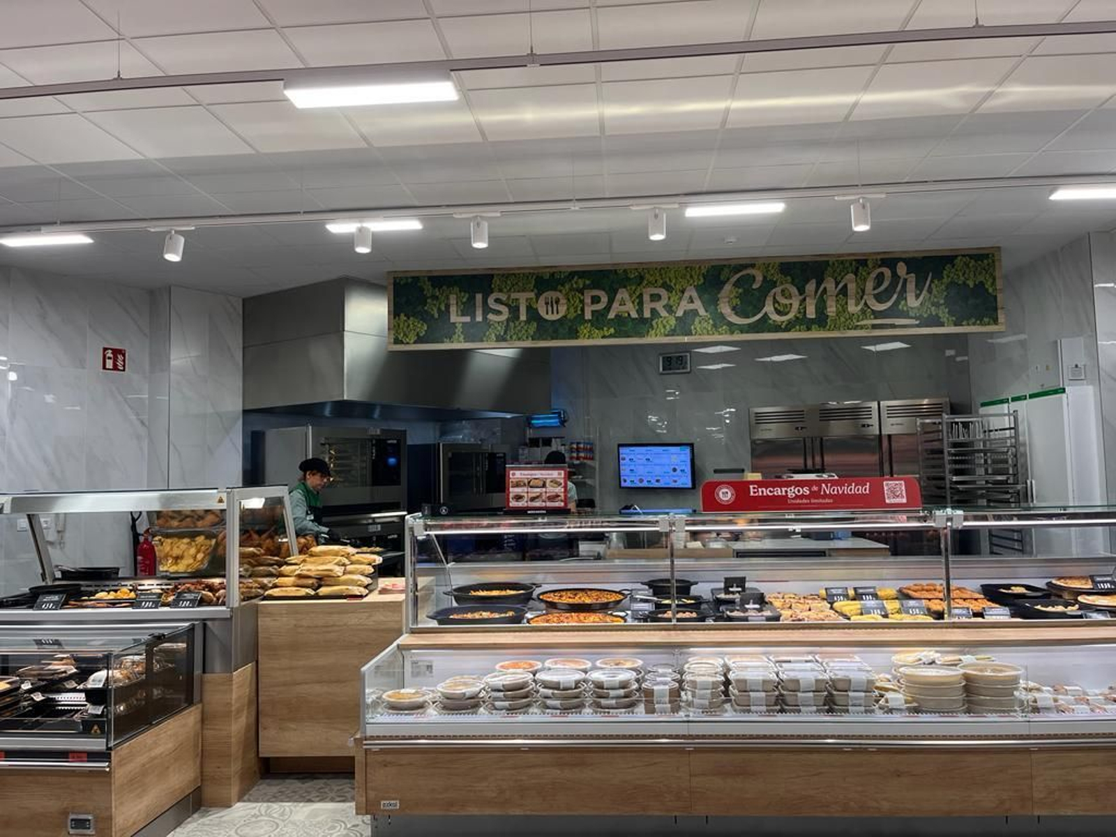 El primer día del nuevo Mercadona de Almería, en imágenes