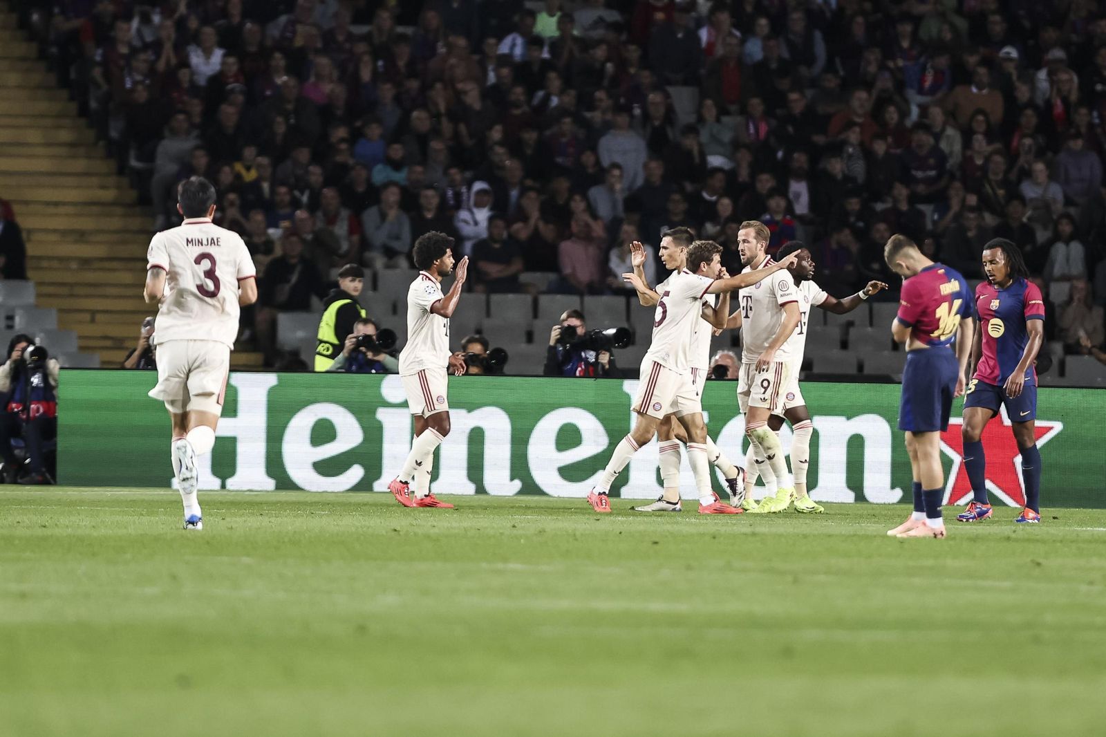 Revive el enfrentamiento: fotos destacadas del Barcelona ante el Bayern Múnich