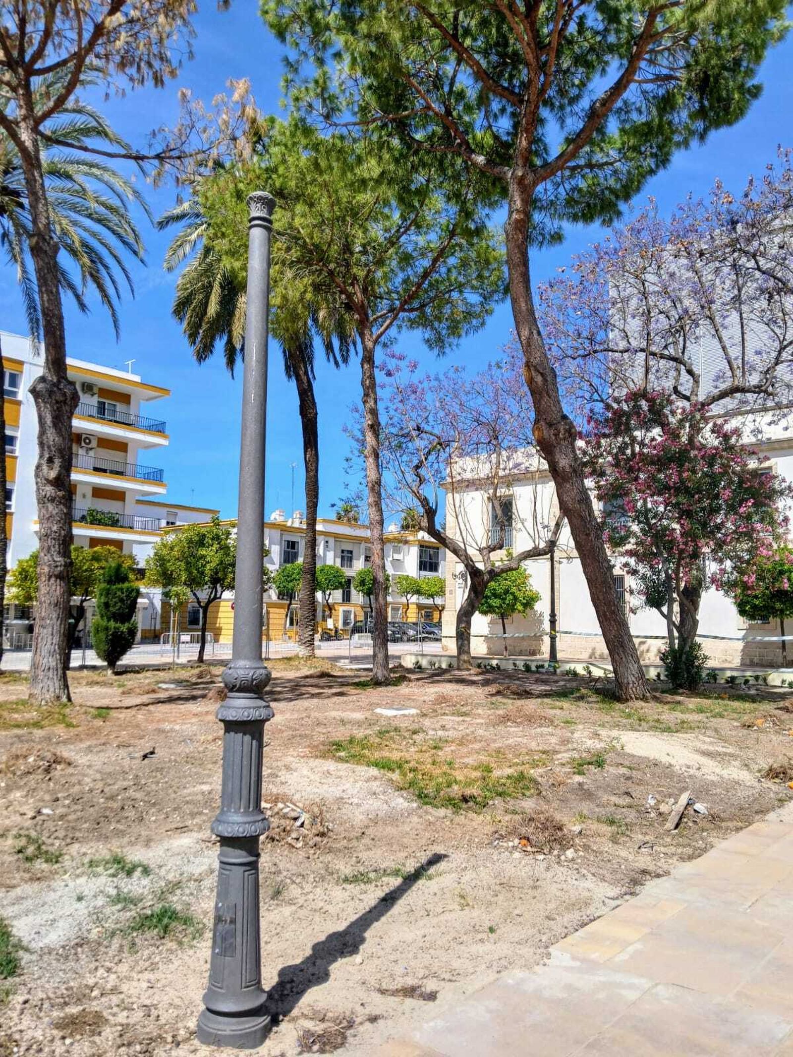 Las imágenes de la reforma de la plaza de El Polvorista, en El Puerto de Santa María