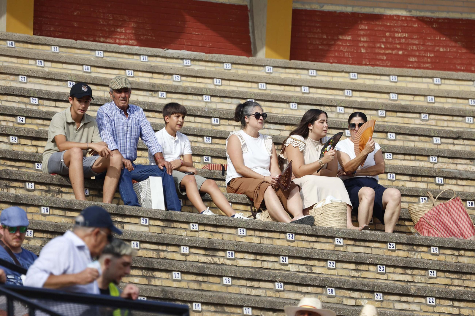 Búscate durante la corrida de toros del viernes de la Feria Real de Algeciras 2025
