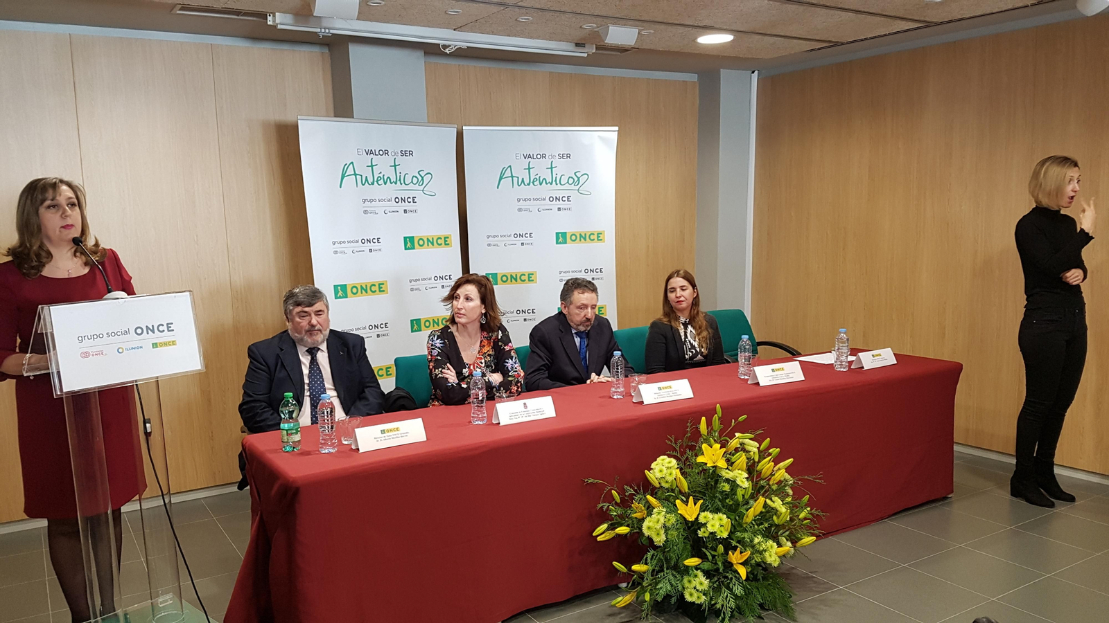 María Jesús Segovia, nueva directora de la ONCE en Almería