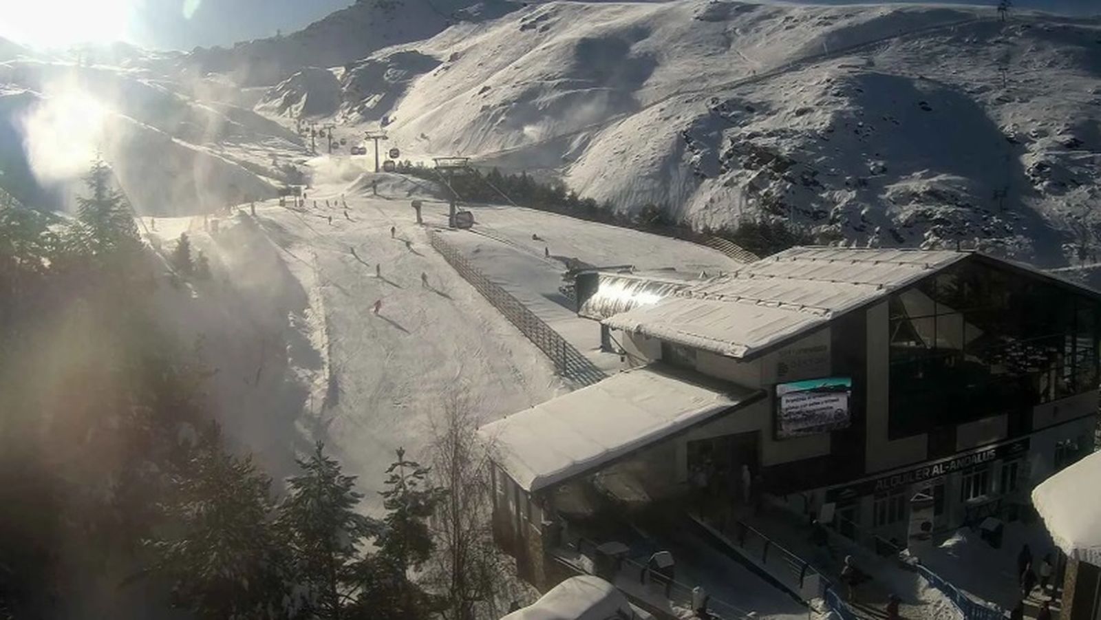 Es un núcleo turístico que puede acoger hasta 15.000 personas al día