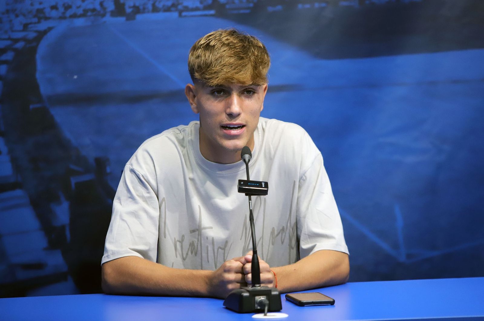 De la Rosa durante una rueda de prensa en la presente temporada.