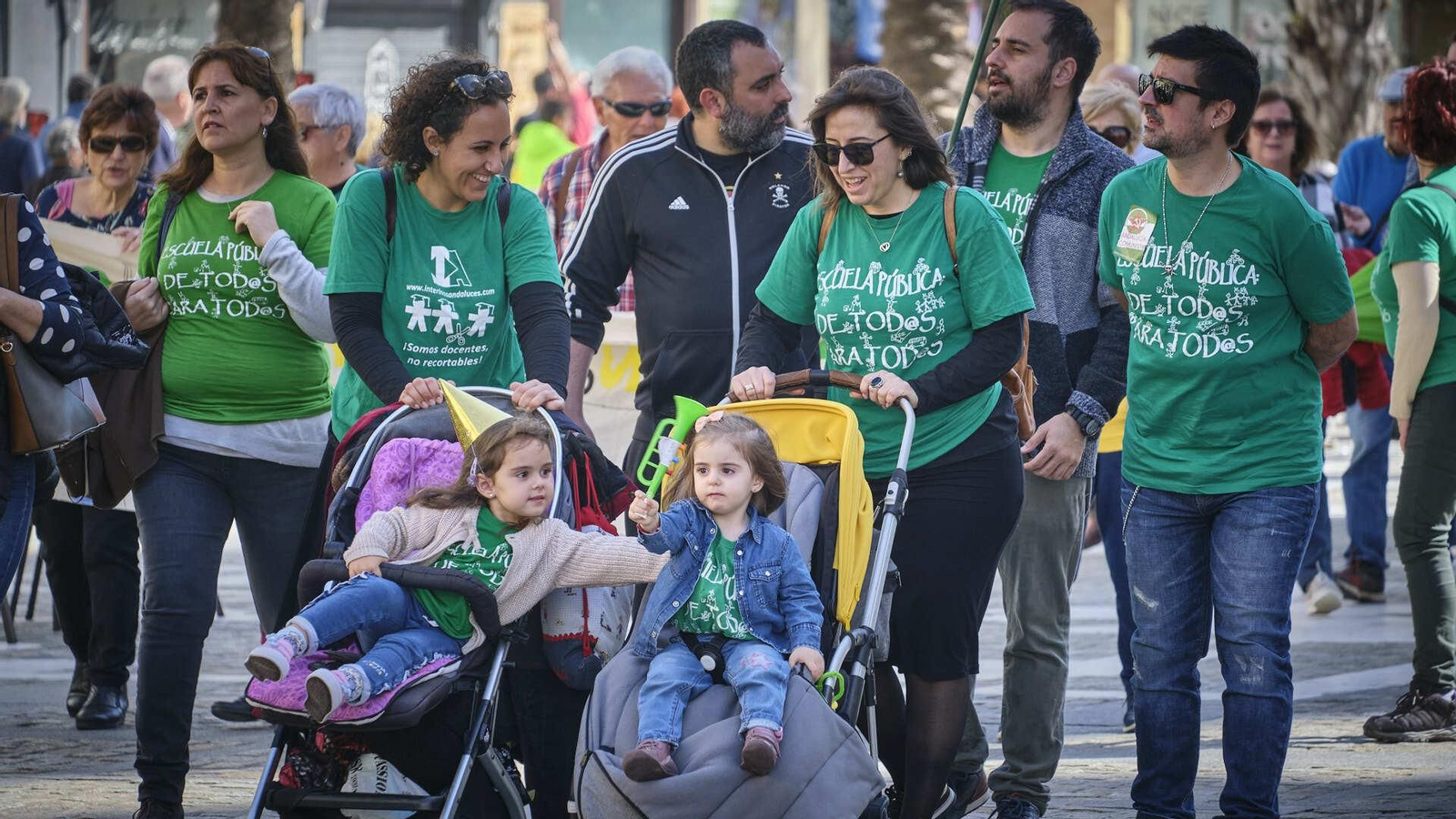 Manifestación contra la enseñanza concertada