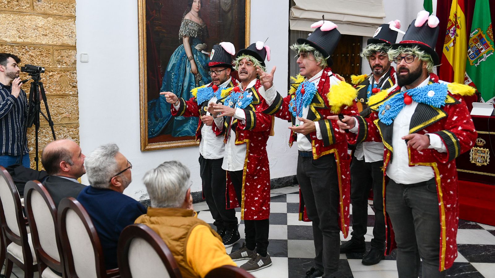 La chirigota ‘Circo du soleil, nublao, con pinta que va a llover’ durante su intervención.