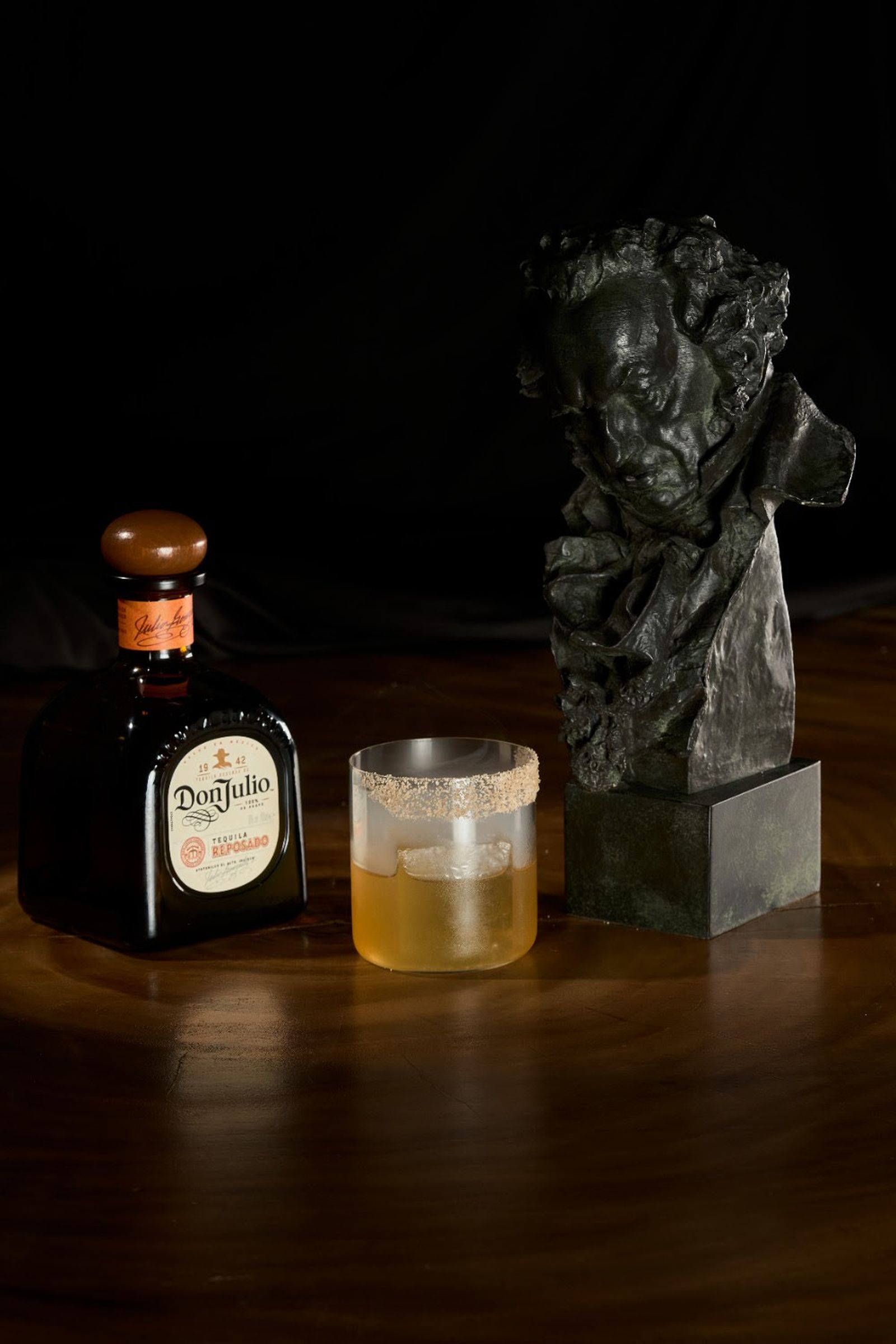 Cóctel dedicado a Segundo premio