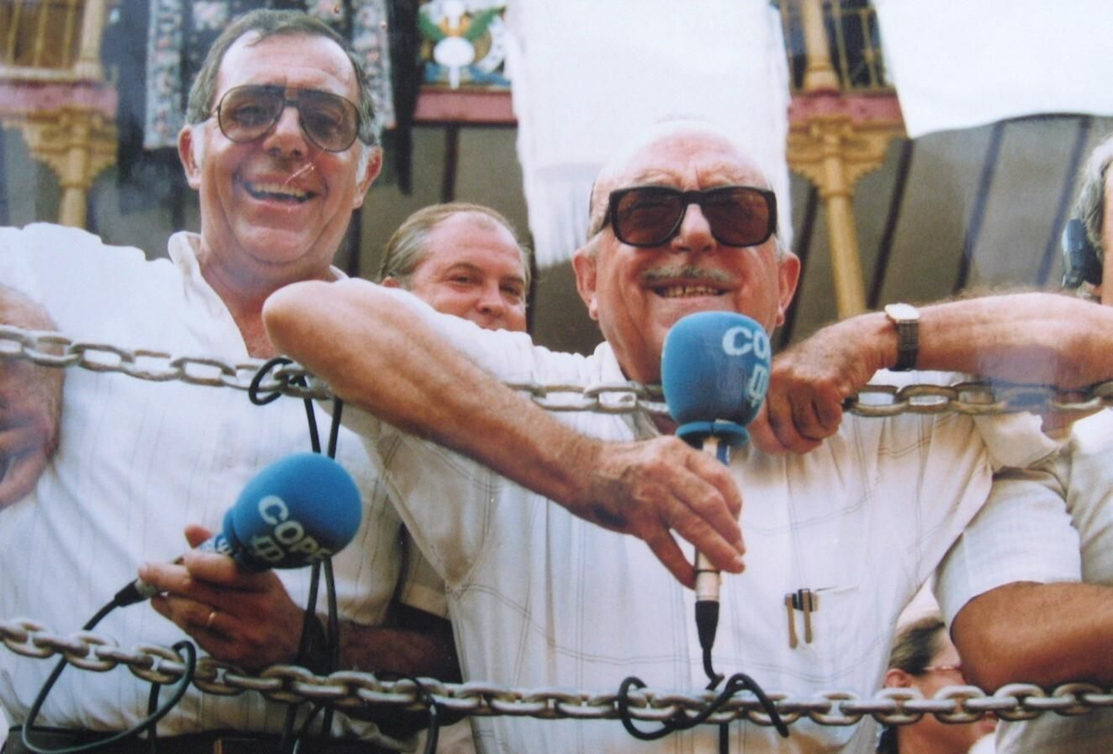 Luis Criado con Matías Prats, retransmitiendo una corrida de toros de la Feria.