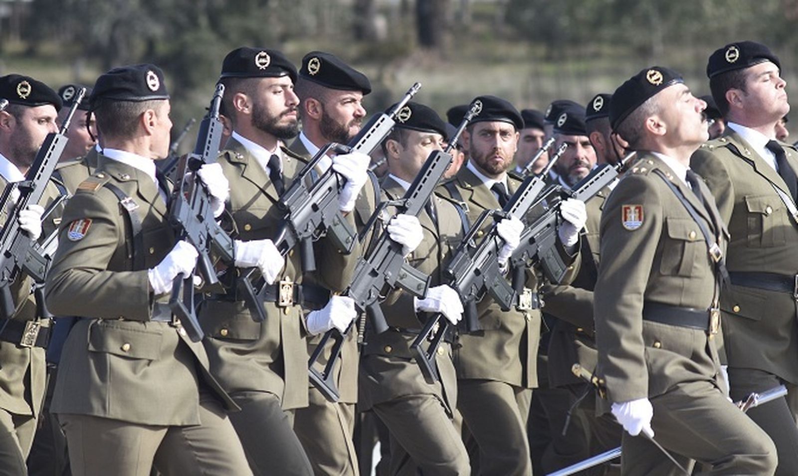 Militares de la BRI X Guzmán El Bueno.