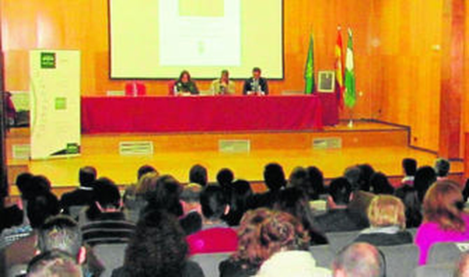 Una imagen de la jornada 'Neuromanagement, neuromarketing y coaching comercial', que se celebró ayer en Camas.