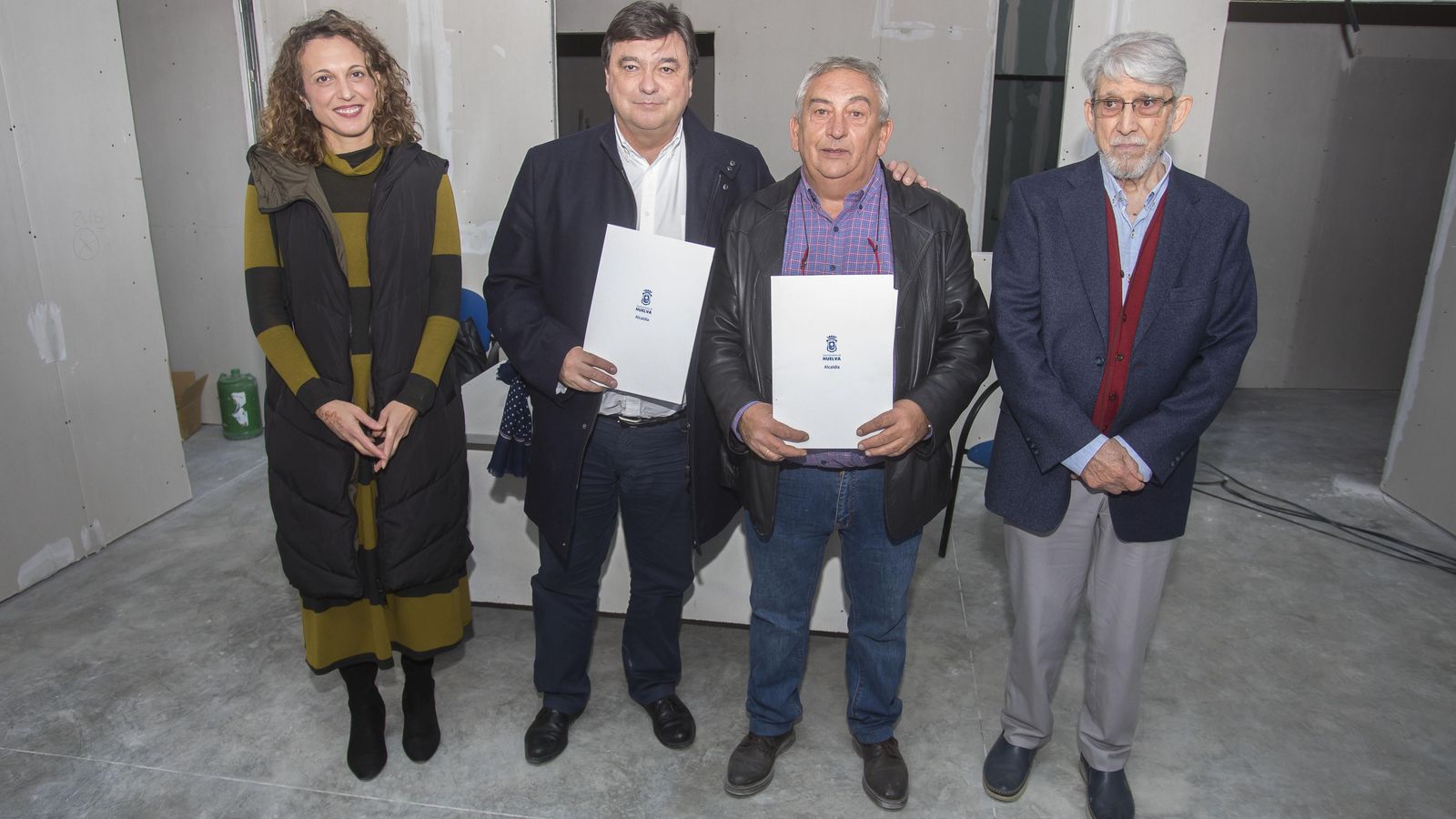 El alcalde de Huelva, Gabriel Cruz, junto al presidente de ARO, Manuel Darriba