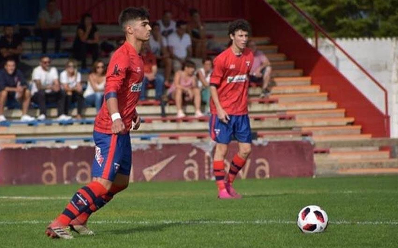 Fernando Pipaón, en su etapa en el Mirandés.