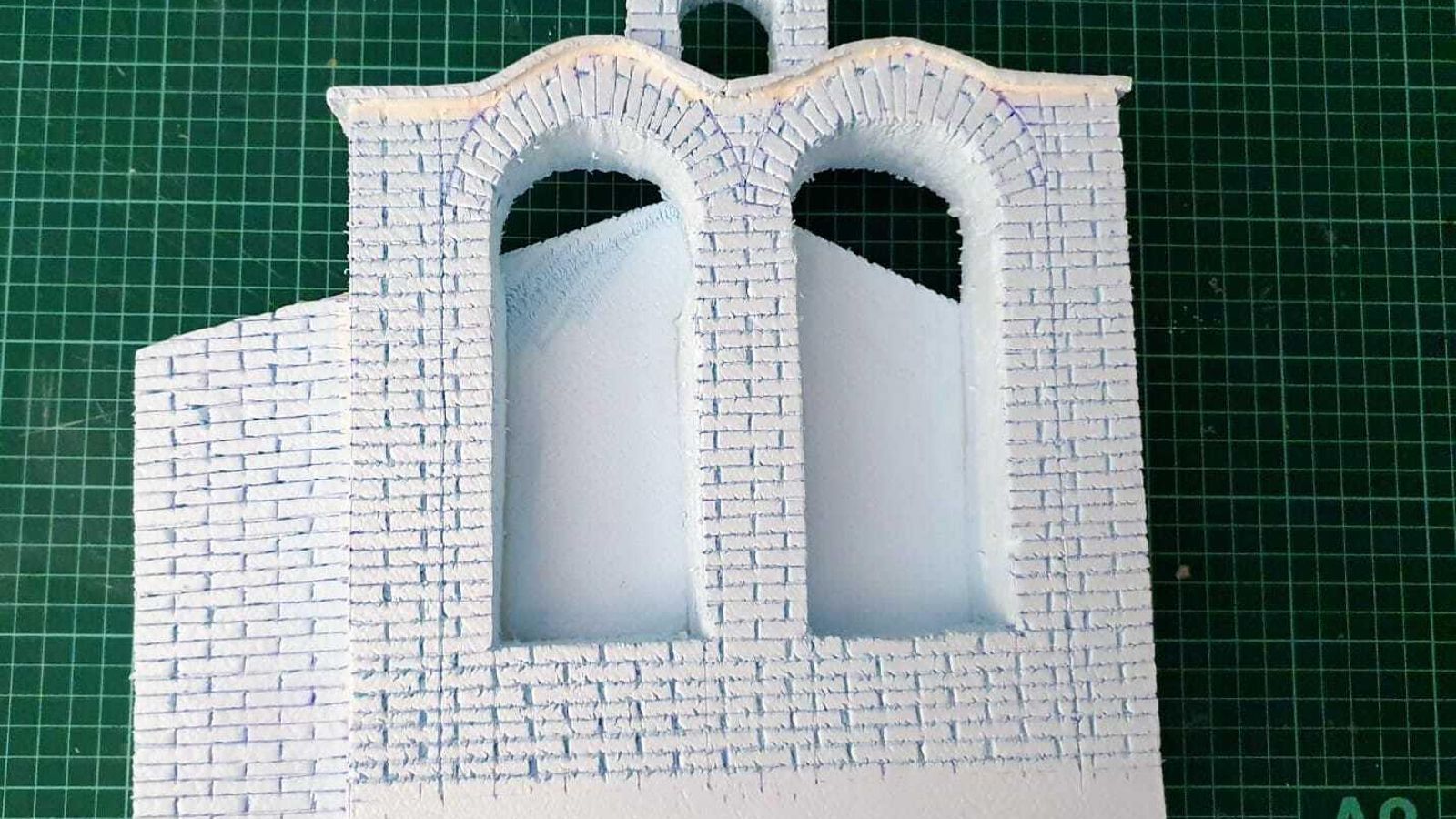 Reproducción a escala de la iglesia local de Nuestra Señora del Rosario