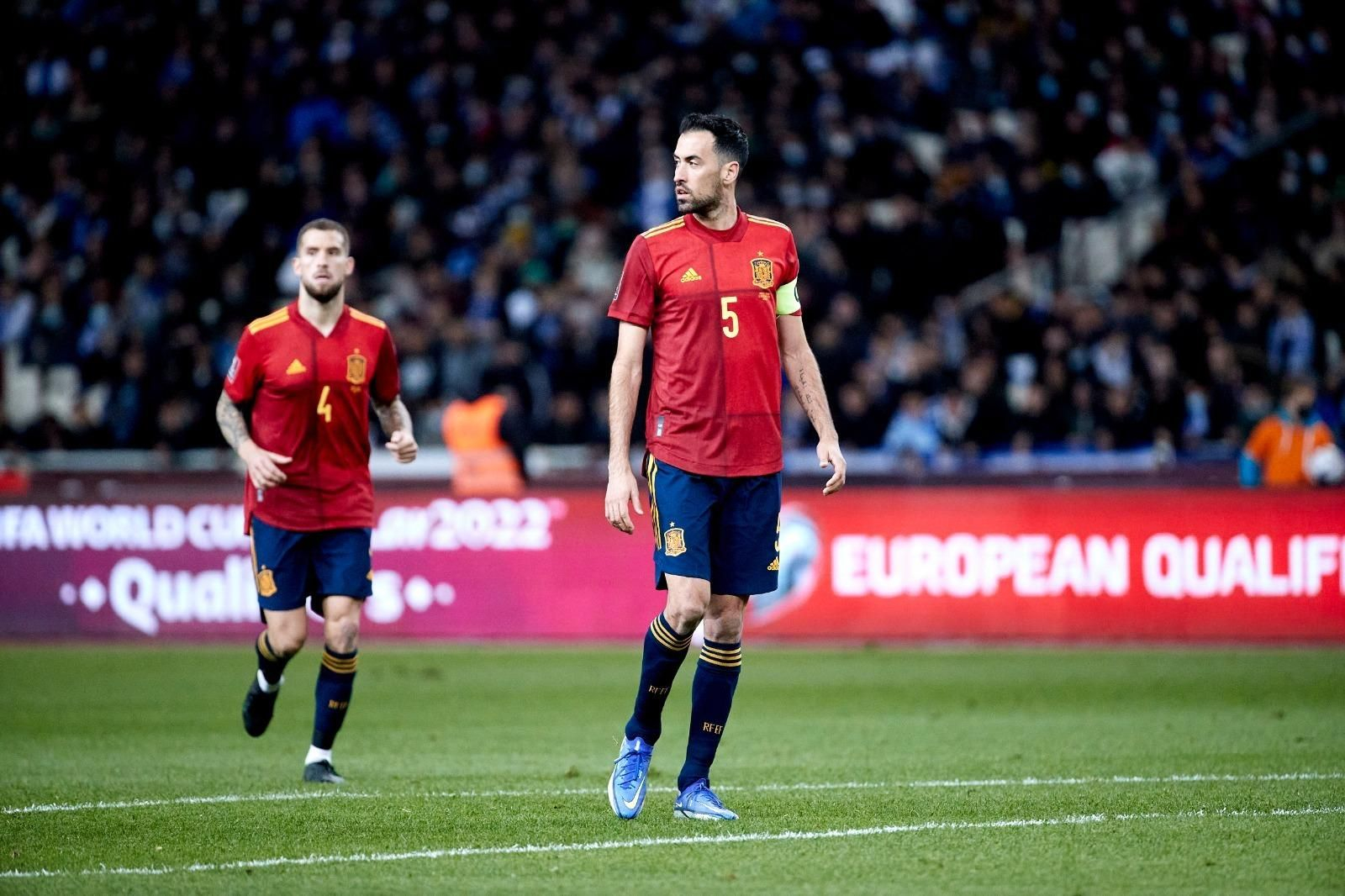 Las imágenes del Grecia-España de clasificación para el Mundial de Catar 2022