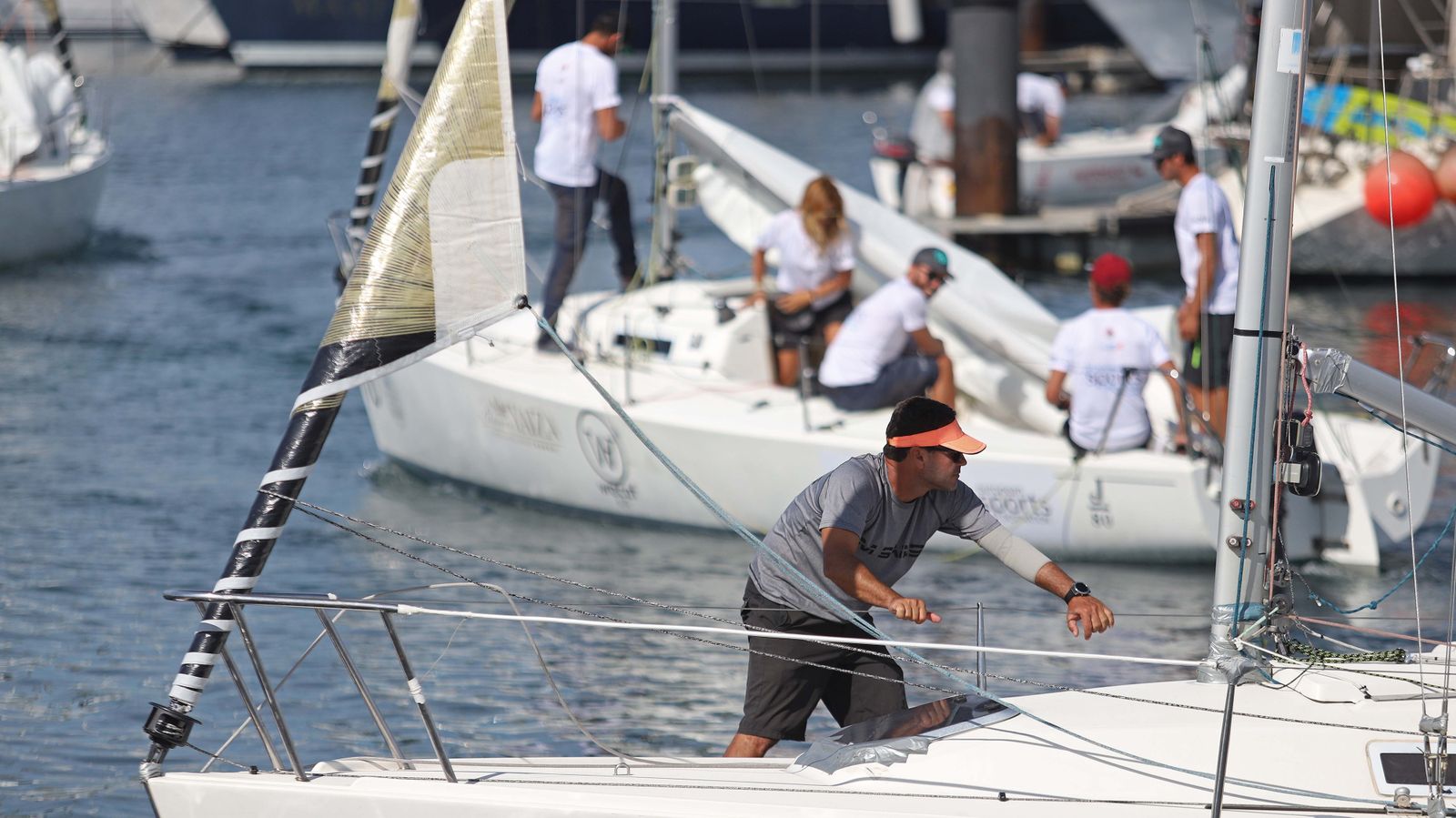 Fotos de la jornada del domingo en el XV Campeonato de España de J80 en La Línea