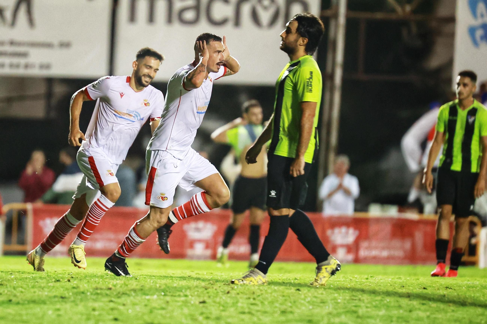 Las imágenes del partido entre el Chiclana CF y el Melilla CD