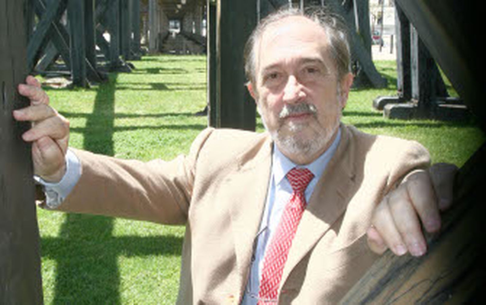 "Emed no tiene dinero, ni capacidad, ni va a cumplir con la Junta"