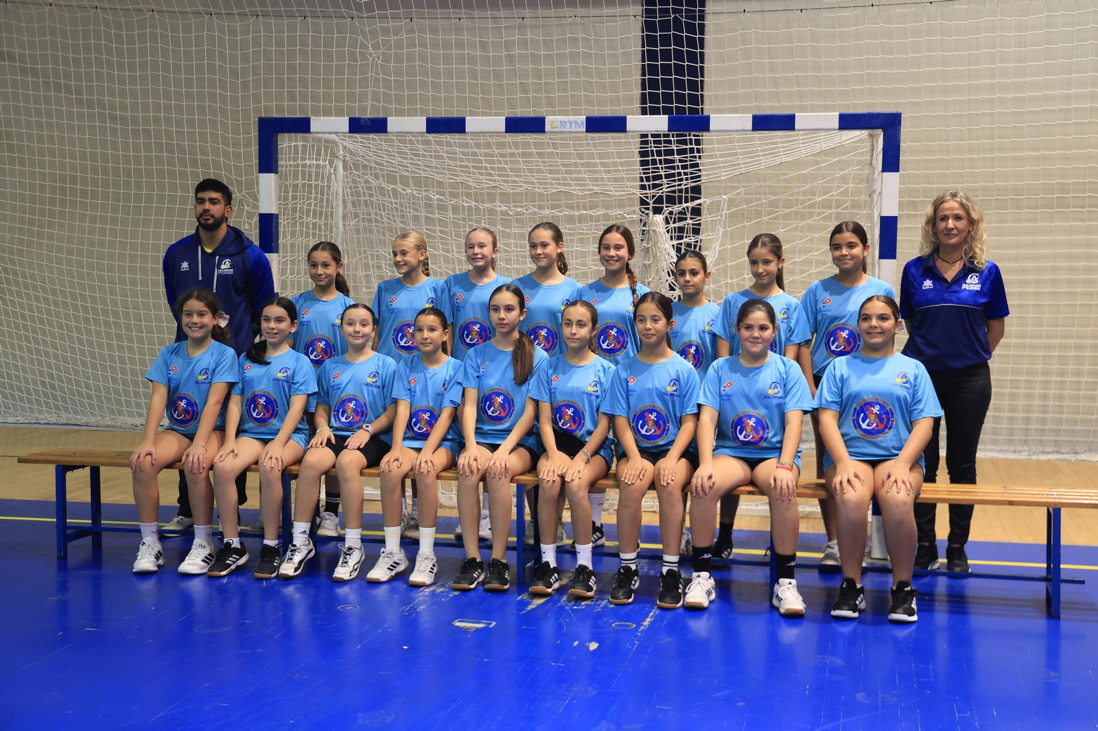 Las fotos de familia del Club Balonmano Ciudad de Algeciras 2025-26