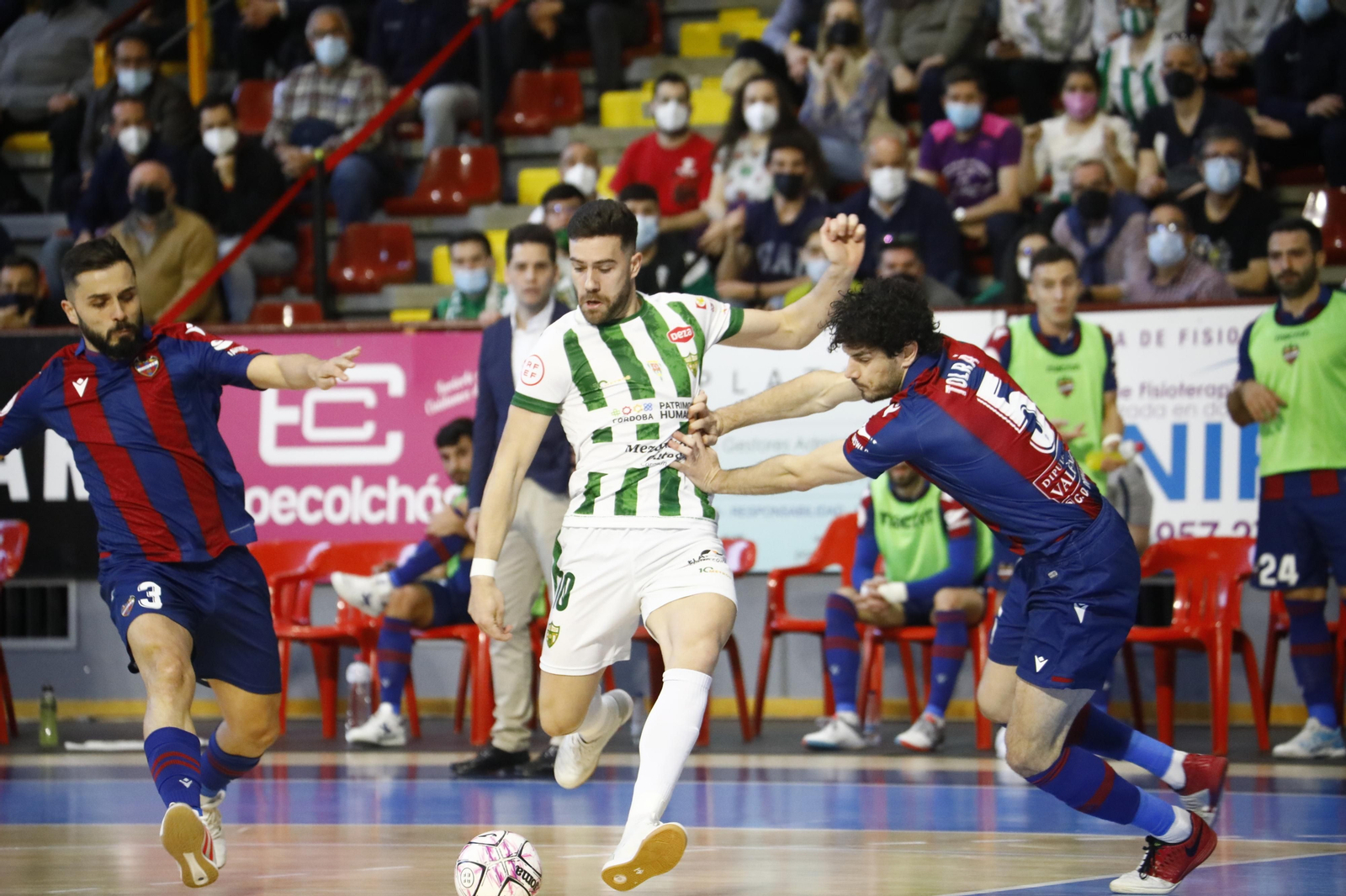 Las imágenes de la remontada del Córdoba Futsal ante el Levante