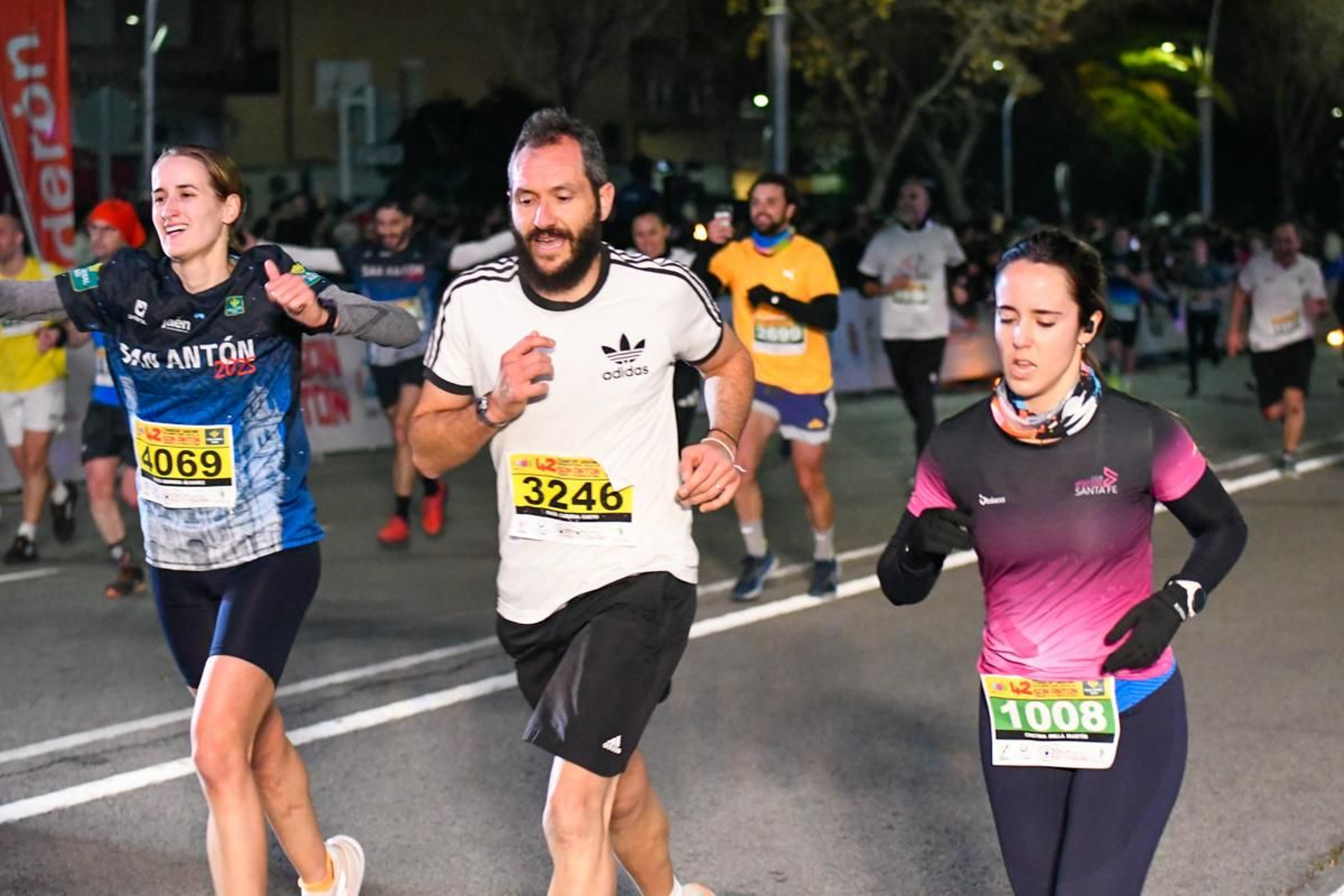 En imágenes: búscate en tu llegada a meta de la Carrera de San Antón 2025 (5)