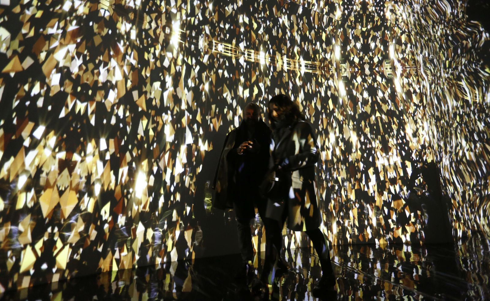 Fotos de la exposición 'El Oro de Klimt' en el Muelle Uno