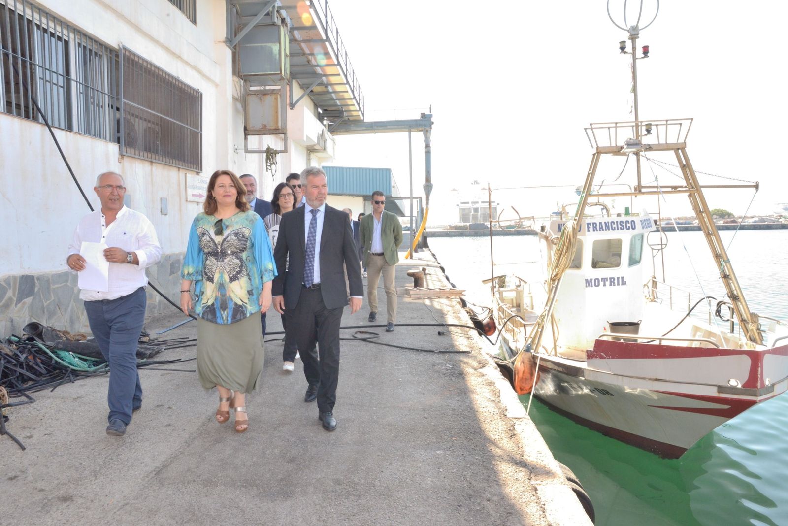 Carmen Crespo, en una reciente visita al Puerto de Motril, en Granada.