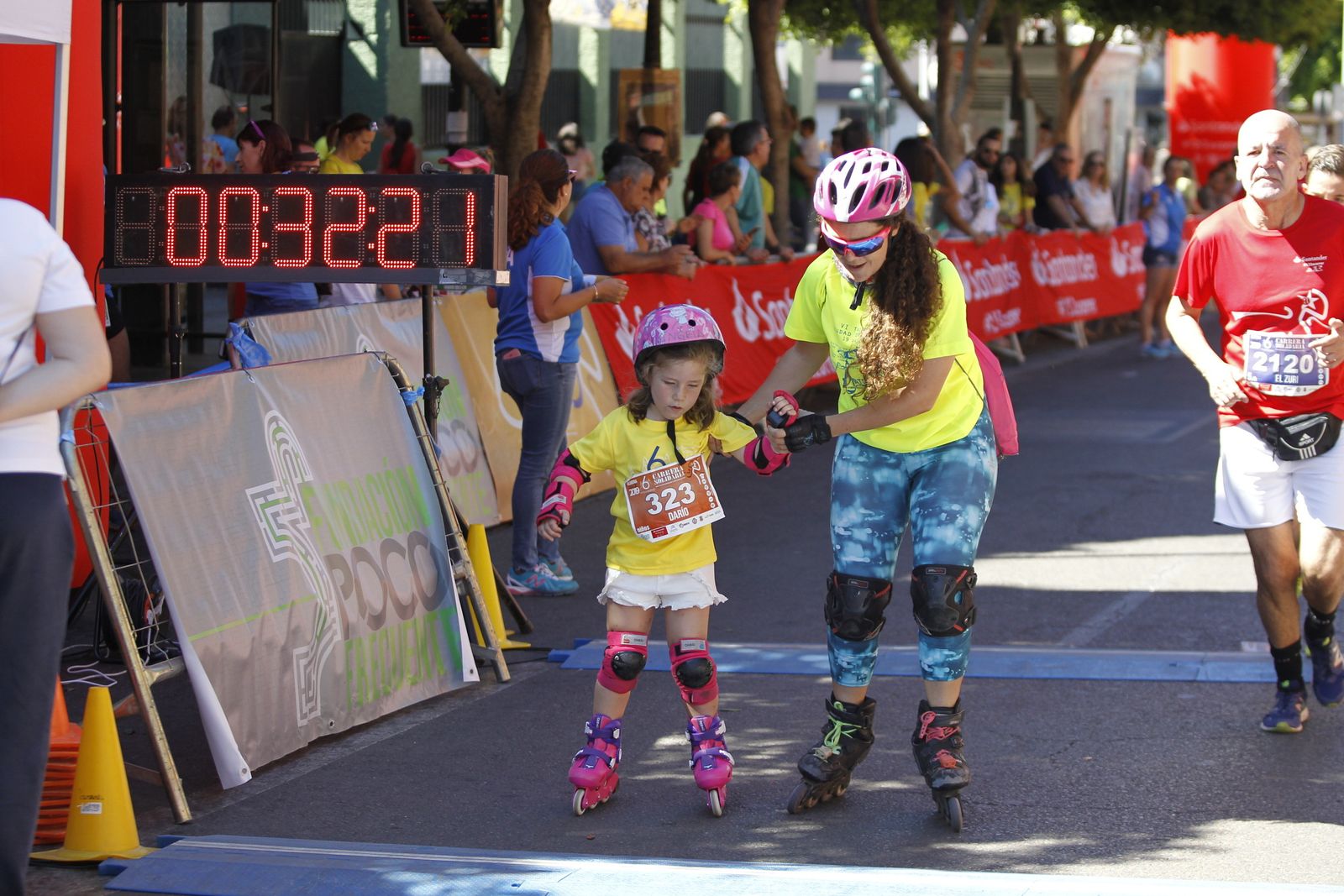 Fotogalería carrera atletismo popular enfermedades poco frecuentes. La Salle Almería