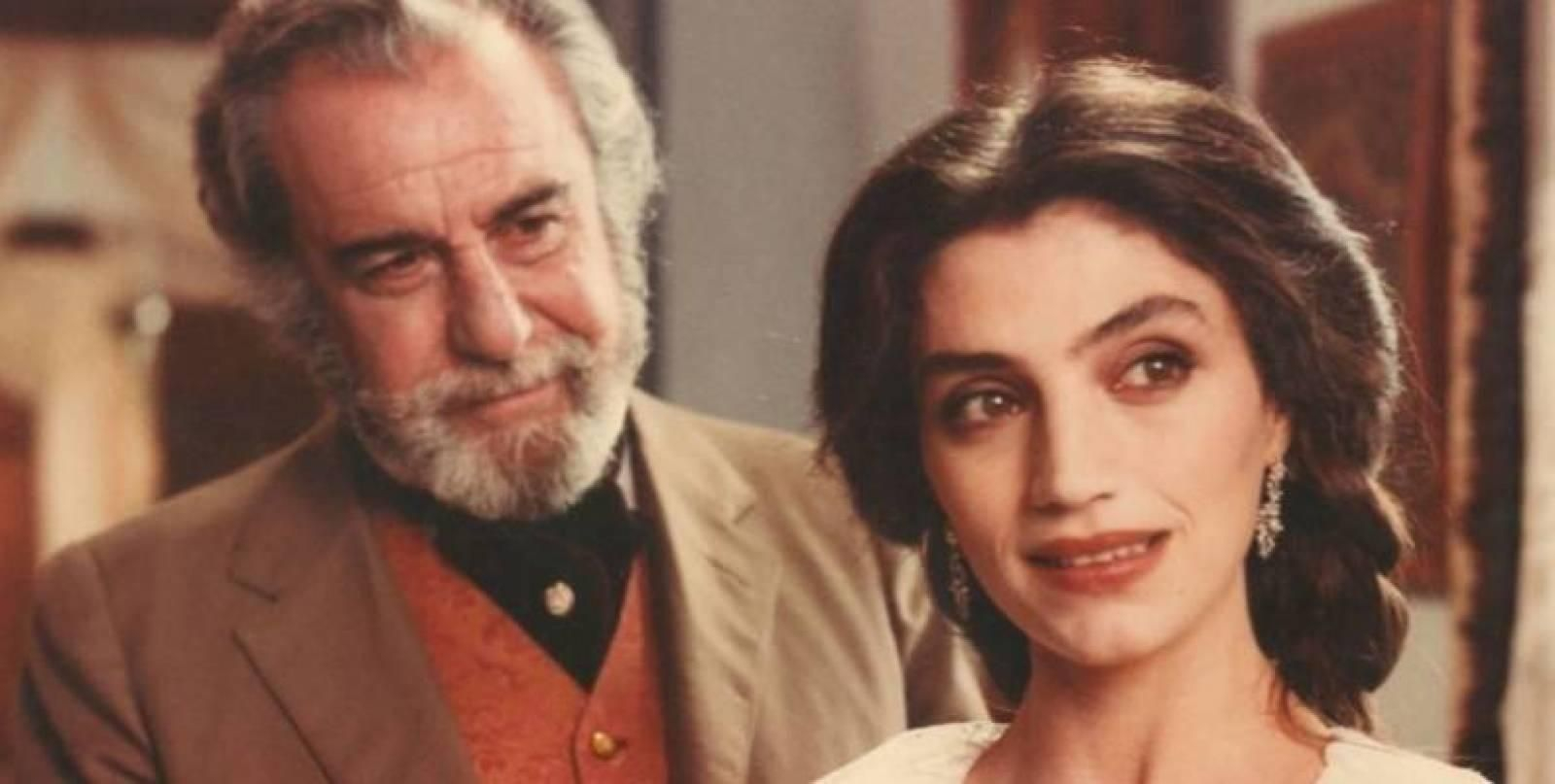 Ángela Molina, con Fernando Rey, en 'Bearn o La sala de las muñecas' (Jaime Chávarri, 1983).