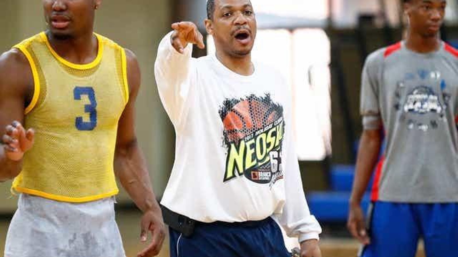 Marcus Brown, en un entrenamiento con su equipo.