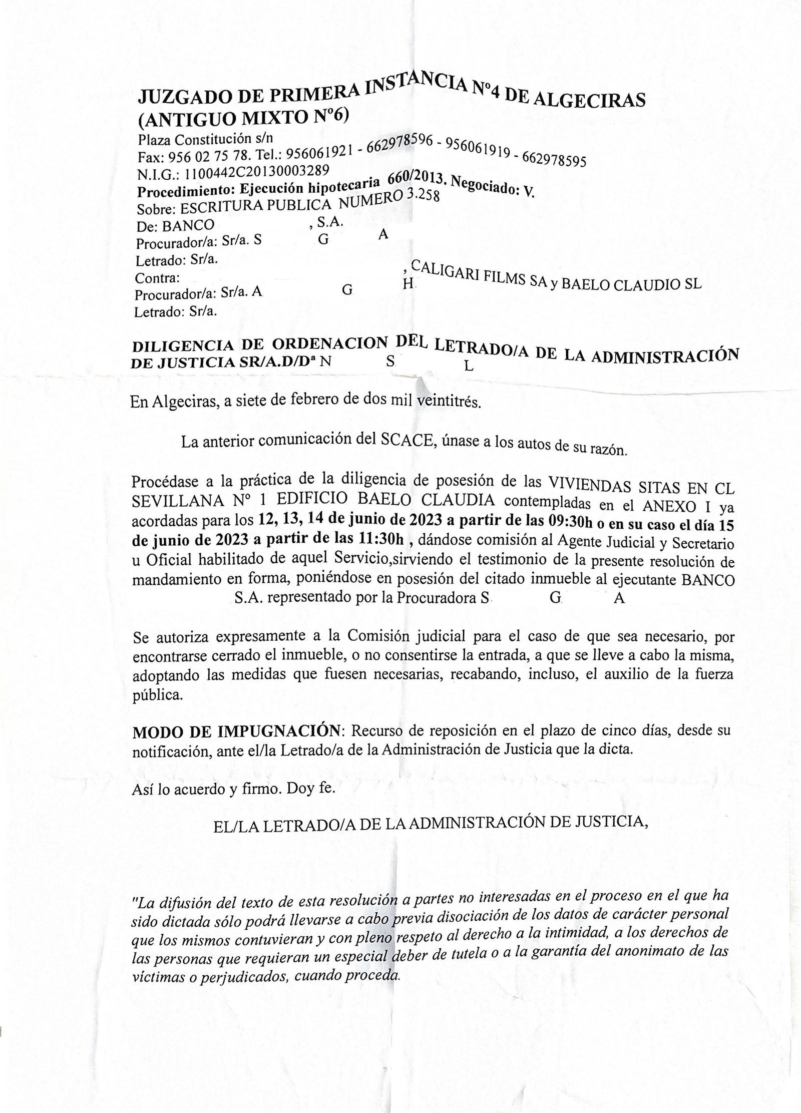 Notificación de desahucio recibida por los vecinos de Baelo Claudia