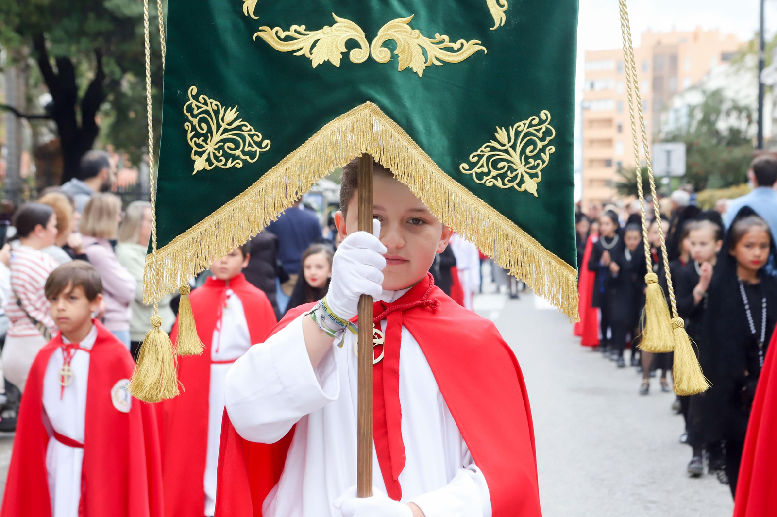 Fotos de la procesión infantil del colegio Nuestra Señora de los Milagros de Algeciras