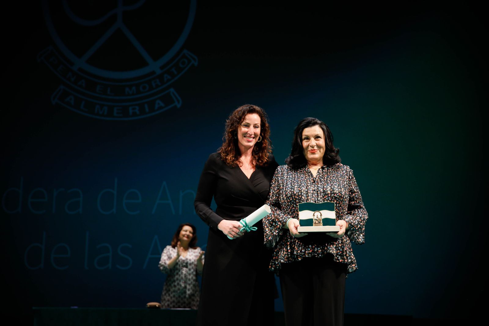 Imágenes de las entregas de las banderas de Andalucía