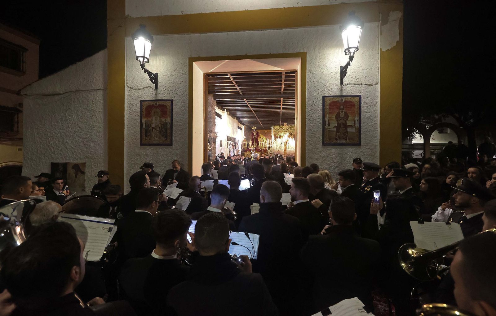 Fotos del Martes Santo en Algeciras: Medinaceli