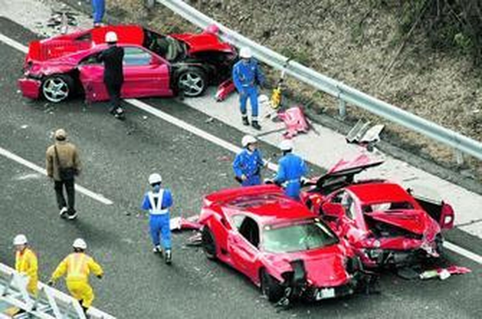 Ferraris al desguace en Japón