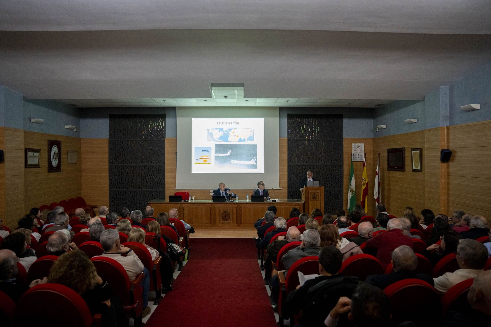 Palomares, 60 años después: se presenta el libro que revisita el mayor accidente nuclear en España, en imágenes