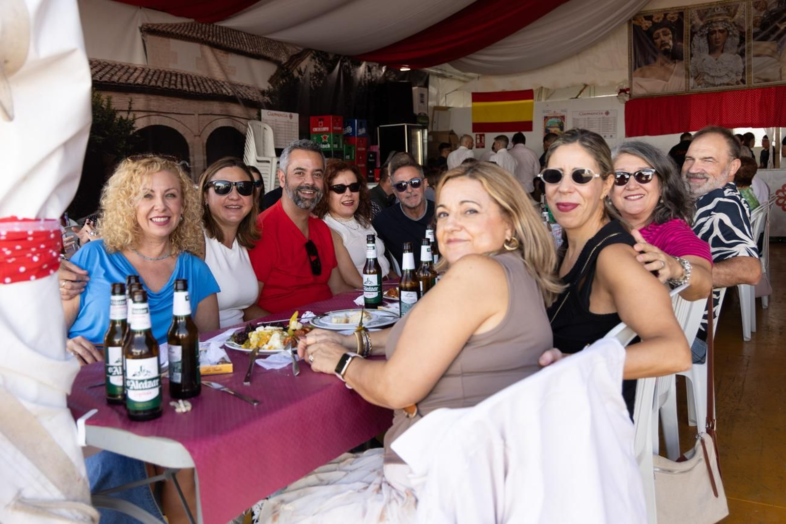 Las casetas de la Feria se llenan de comidas