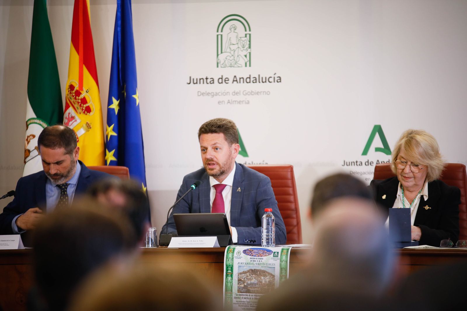 Juan Manuel Martín Robles ingresa como académico de Historia de Andalucía y te lo contamos en imágenes