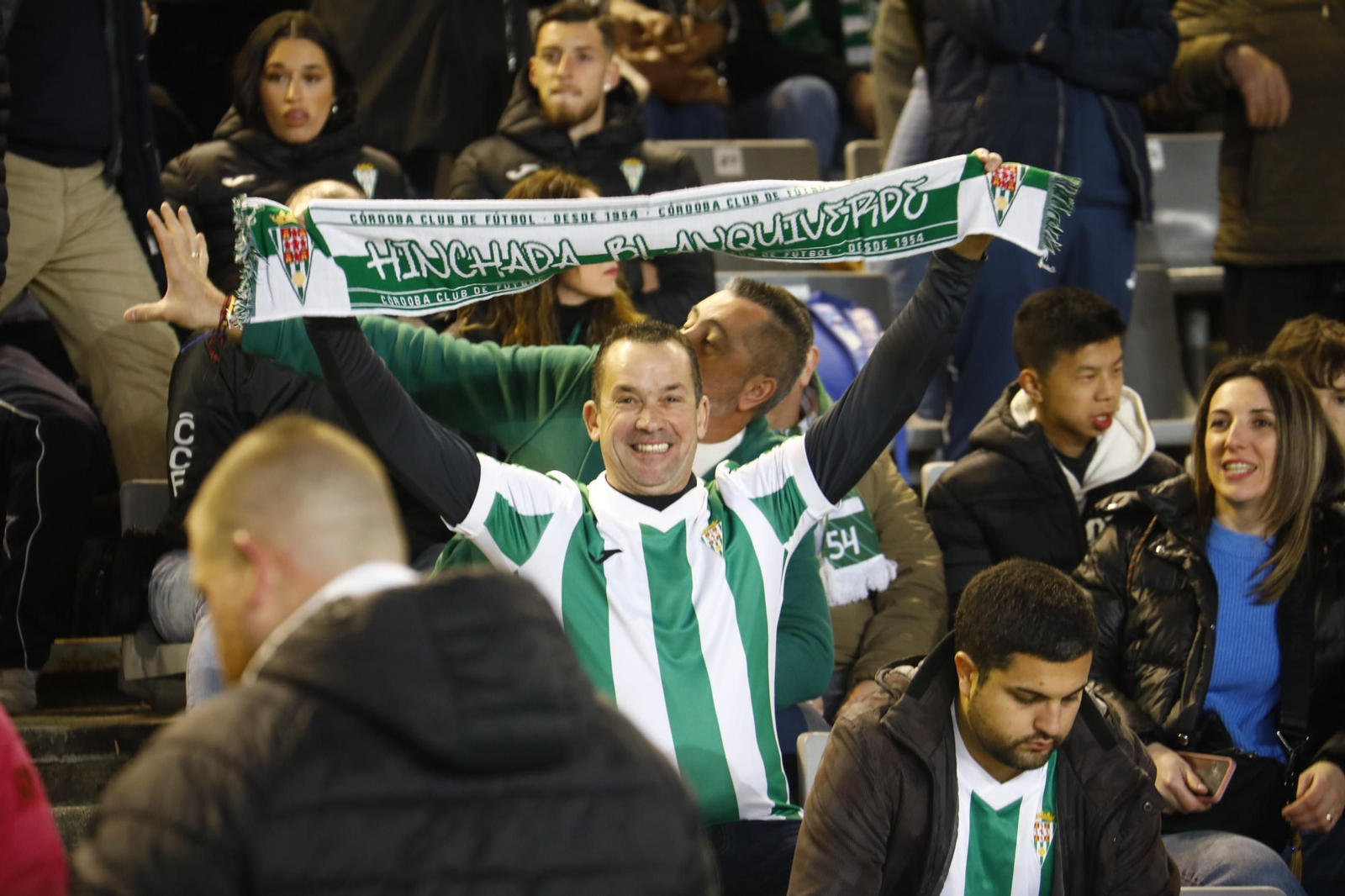 El vibrante ambiente en El Arcángel para el Córdoba CF - Sporting de Gijón