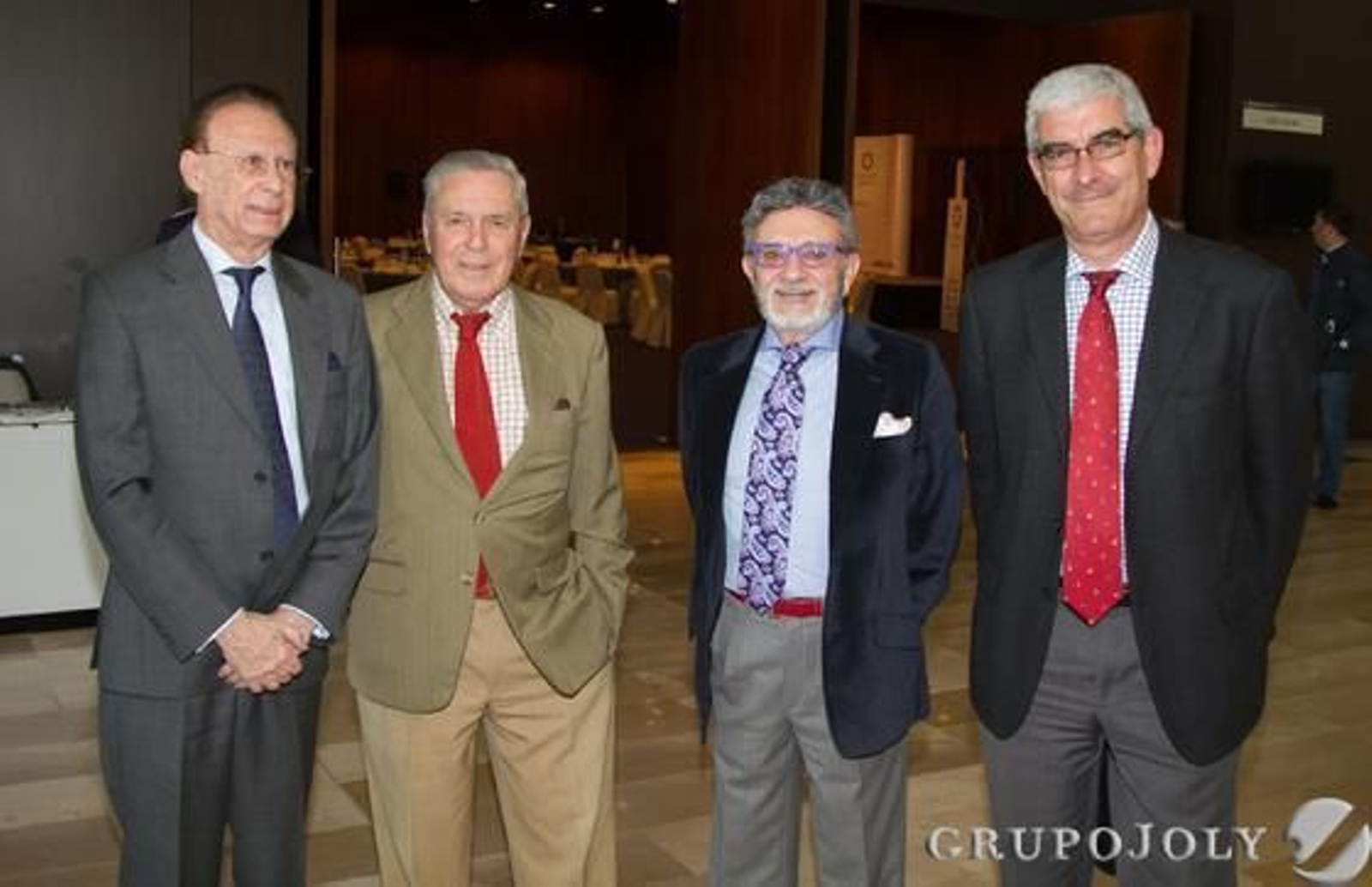 Francisco Abrines, de Joyerías Abrines; José Ramón del Río, abogado; Miguel Vilaplana, empresario, y Ángel Navarro, de Grupo Joly.

Foto: Juan Carlos Vázquez/ Victoria Hidalgo
