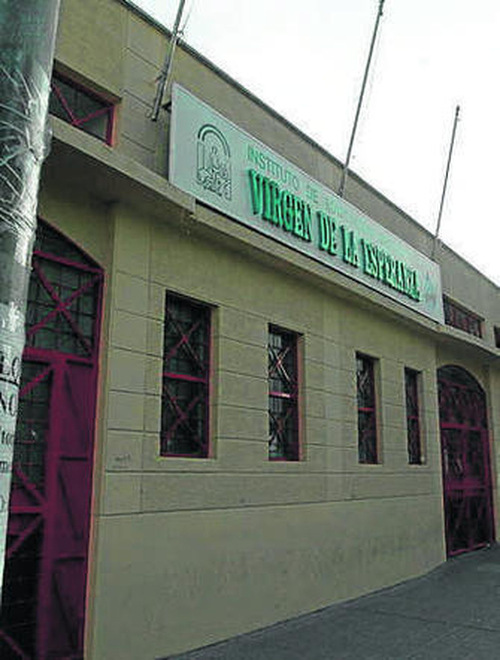 Fachada del Virgen de la Esperanza.